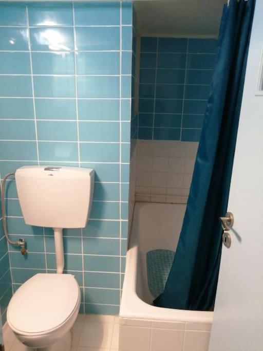 Appartement Ανακαινισμένο 8 Λεπτά Από Το Μετρό. à Athènes Extérieur photo
